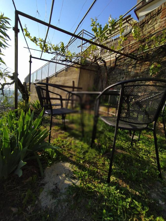 Casa Mantel Holiday Home Panoramic View In Langhe Novello Exterior photo